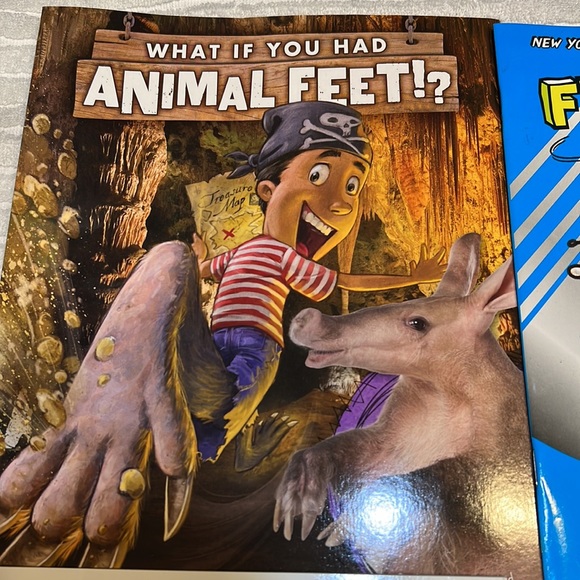 For Scholastic books - Picture 2 of 5